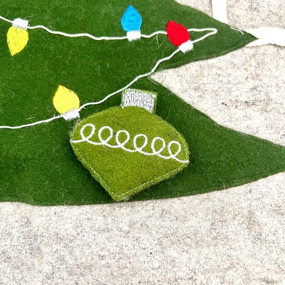 Crate & Barrel Fireplace Scene Christmas Advent Calendar Wool - Picture 3 of 9